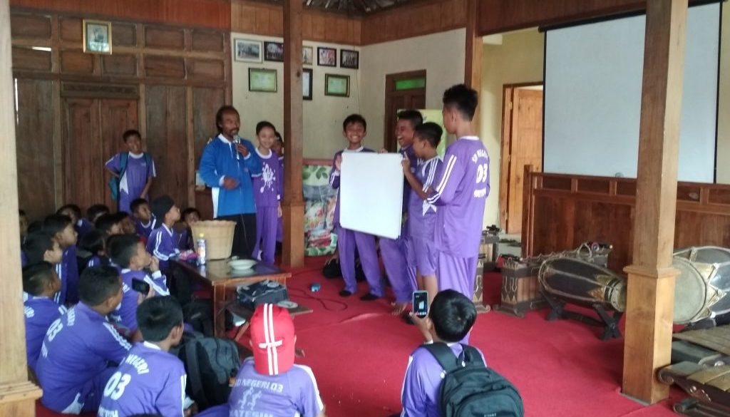 10 april outing class ngargoyoso