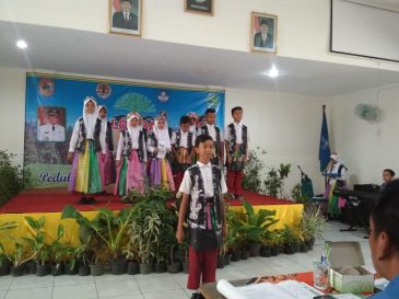 10 maret 2017 lomba mars adiwiyata